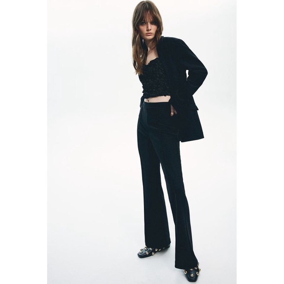 NWT H&M APPLIQUÉD BANDEAU CROP TOP in BLACK | US S - Picture 4 of 6